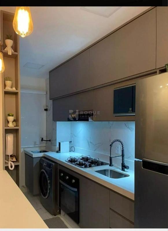 Apartamento à venda no bairro Boa Vista: Cozinha