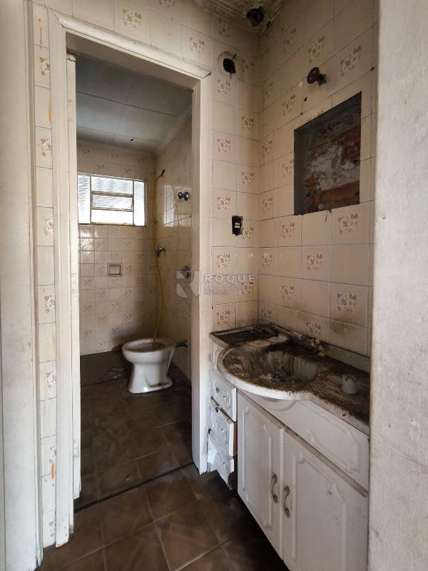 Casa Residencial à venda no bairro Jardim Vista Alegre: LAVABO