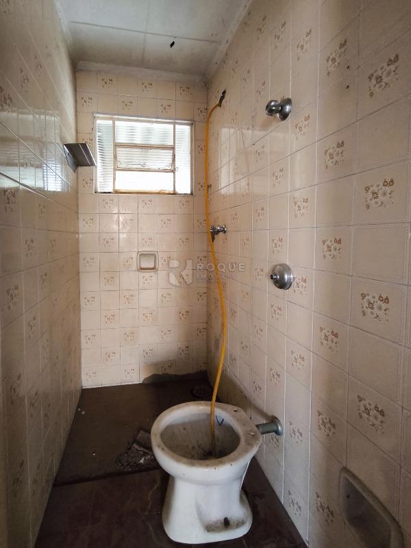 Casa Residencial à venda no bairro Jardim Vista Alegre: BANHEIRO SOCIAL