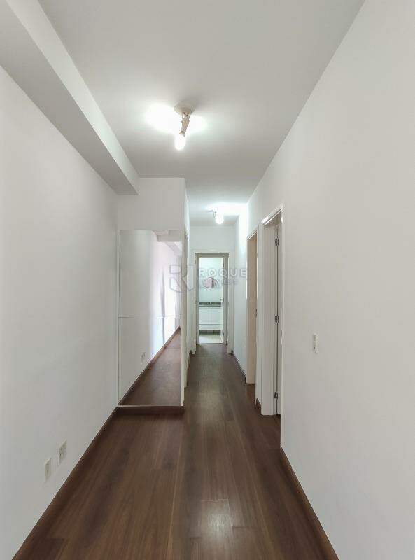 Apartamento à venda no bairro Jardim Esmeralda: Hall