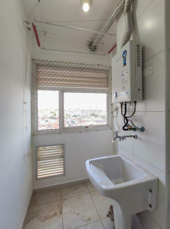 Apartamento à venda no bairro Jardim Esmeralda: Área de serviço