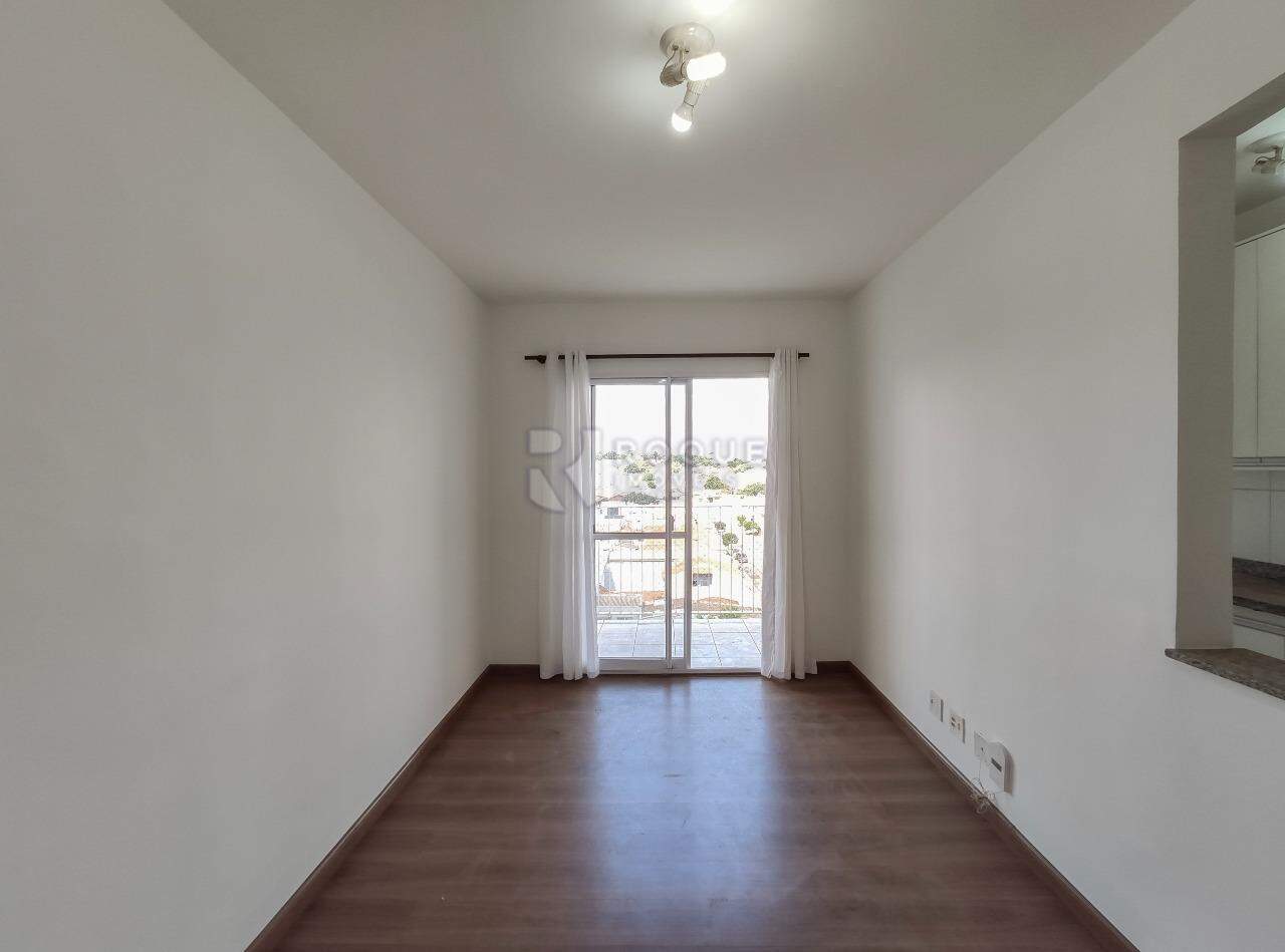 Apartamento à venda no bairro Jardim Esmeralda: Sala 