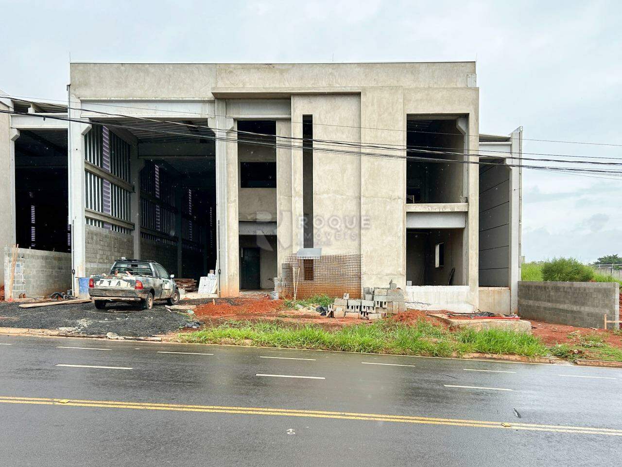 Barracão/Galpão para aluguel no bairro Condomínio Industrial Duas Barras: Fachada 