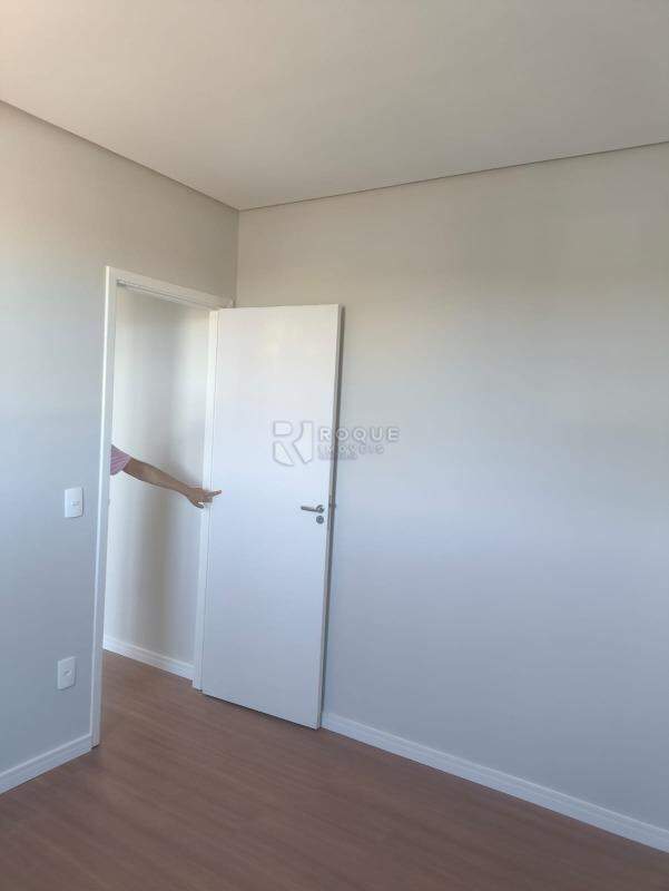 Apartamento à venda no bairro Chácaras Antonieta: Dormitório 1