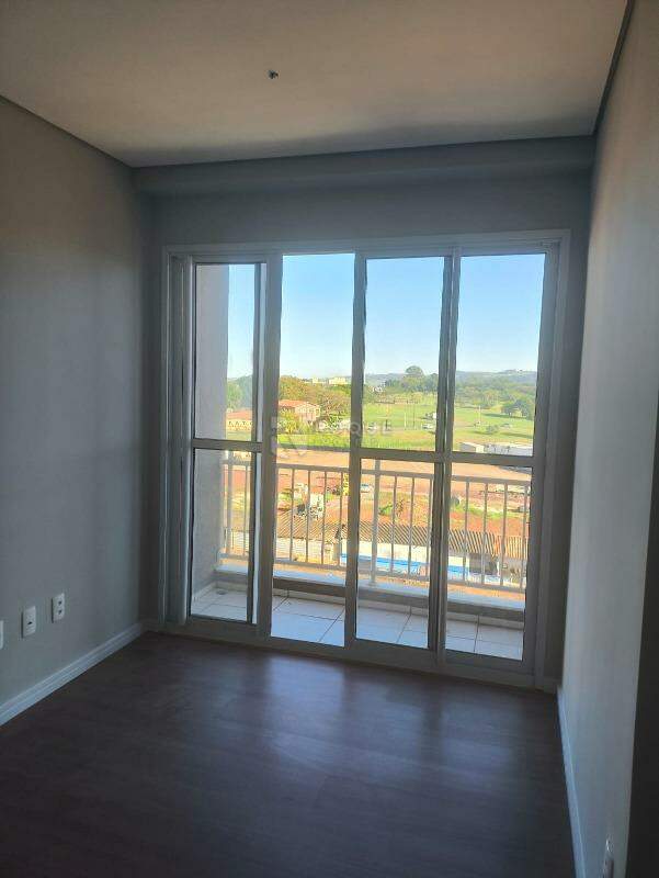 Apartamento à venda no bairro Chácaras Antonieta: Sala