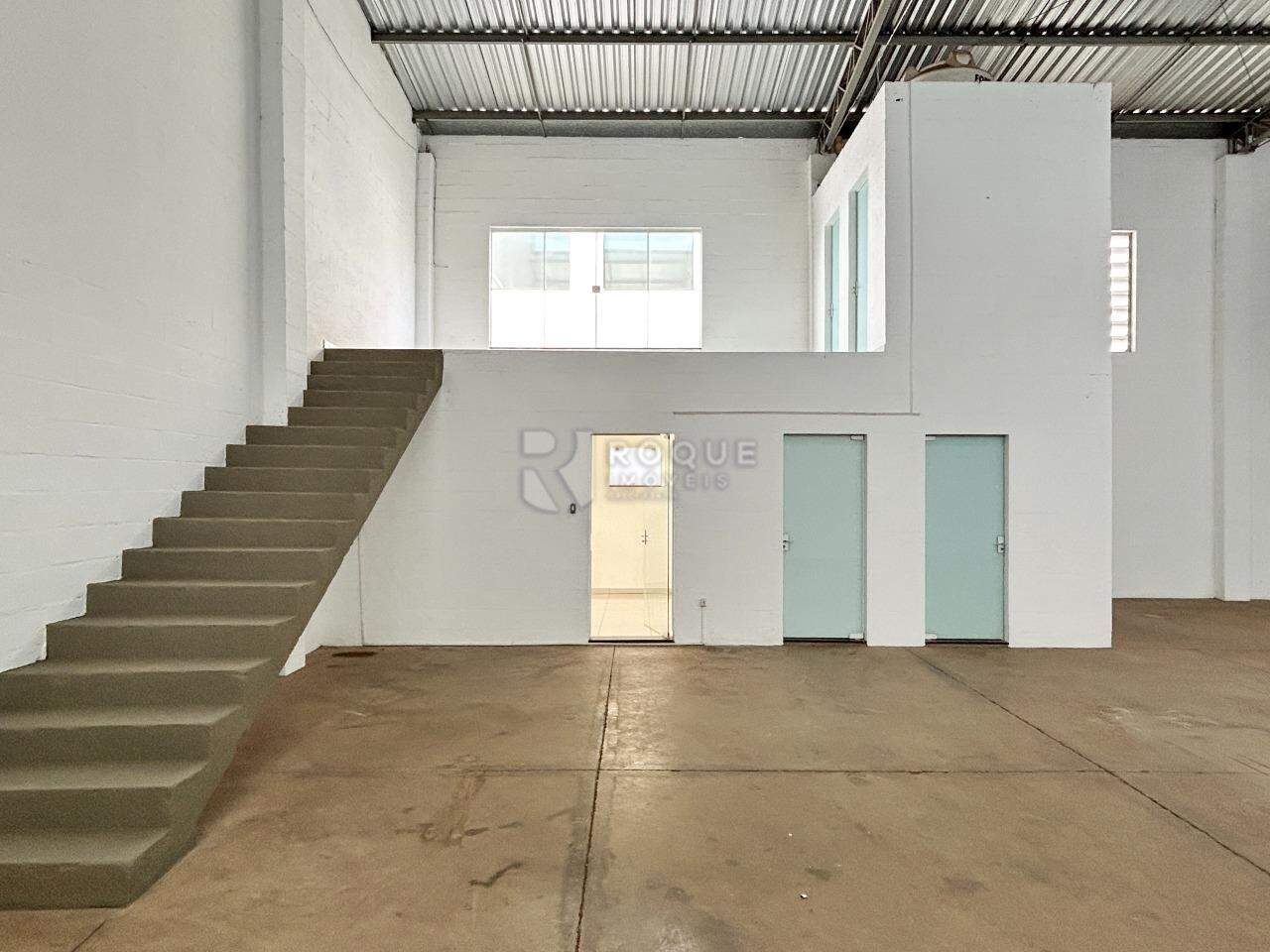 Barracão/Galpão para aluguel no bairro Centro Industrial de Limeira CIL: Salão