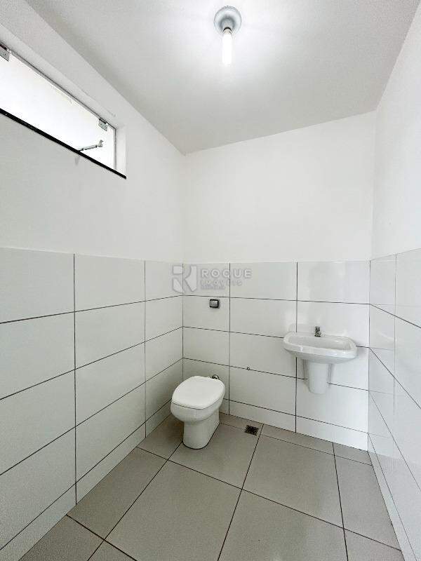 Barracão/Galpão para aluguel no bairro Centro Industrial de Limeira CIL: WC social mezanino 