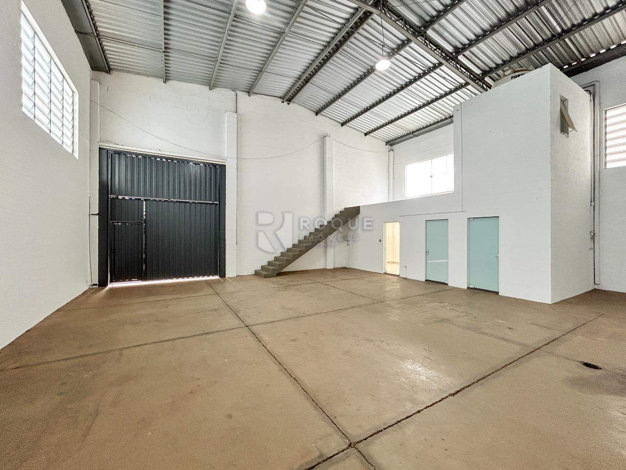 Barracão/Galpão para aluguel no bairro Centro Industrial de Limeira CIL: Salão