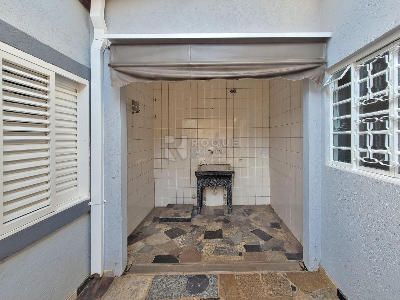 Casa Residencial à venda no bairro Jardim Caieira: LAVANDERIA 