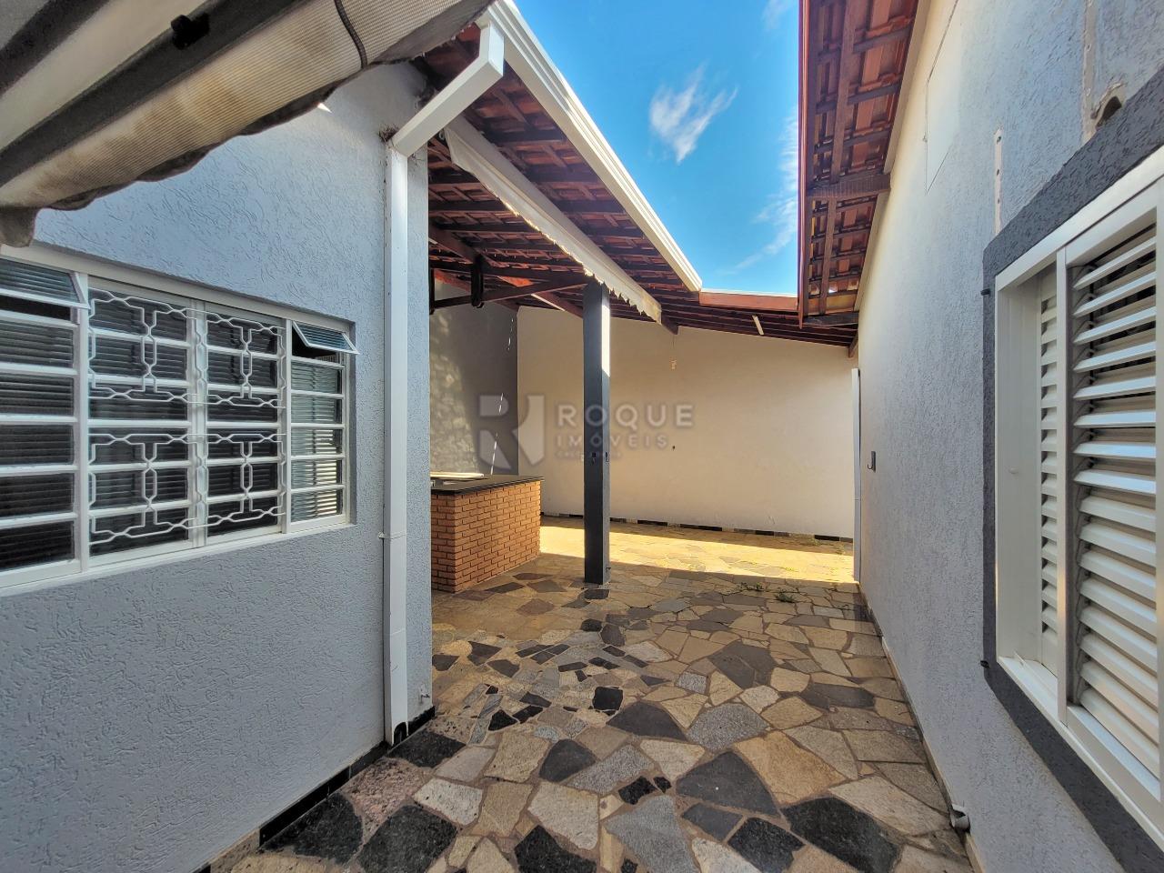 Casa Residencial à venda no bairro Jardim Caieira: QUINTAL