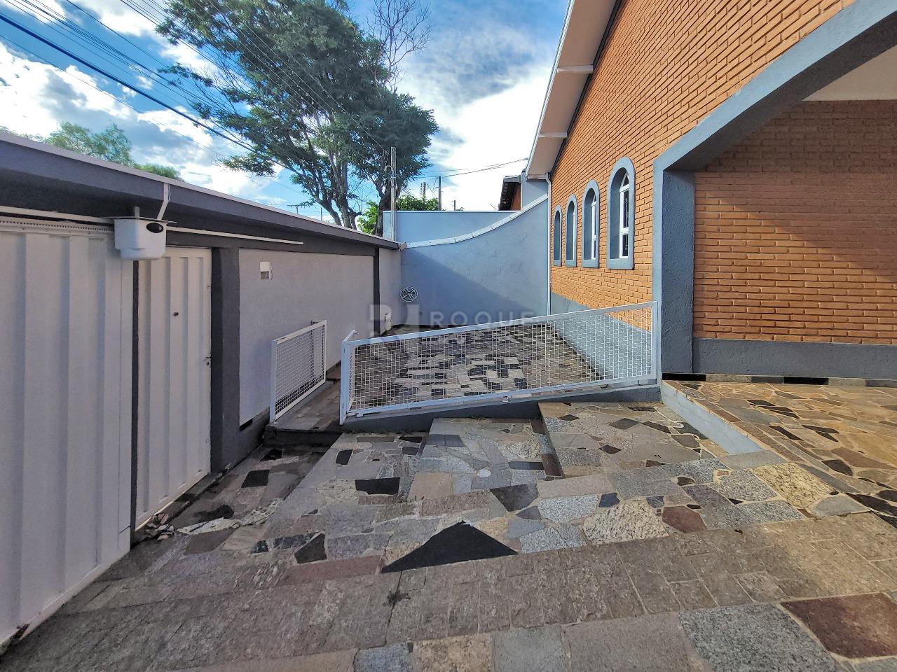 Casa Residencial à venda no bairro Jardim Caieira: FRENTE