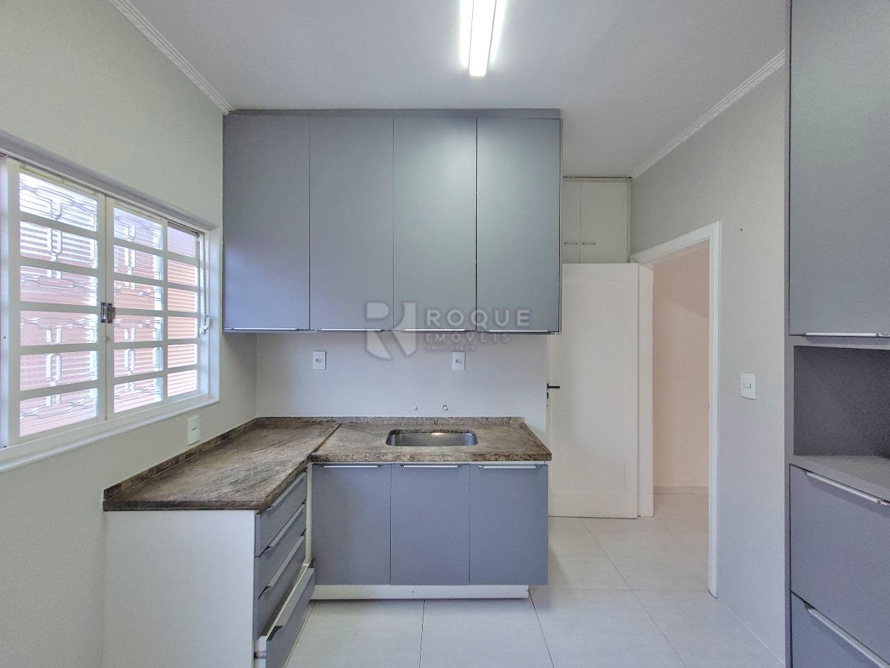 Casa Residencial à venda no bairro Jardim Caieira: COZINHA