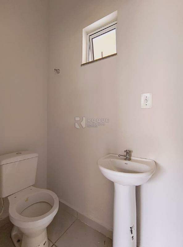 Casa em condomínio para aluguel no bairro Residencial Villaggio Mielli: Lavabo 