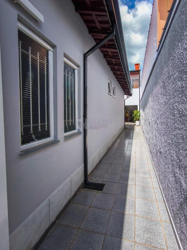 Casa Residencial à venda no bairro Jardim Montezuma: LATERAL EXTERNA