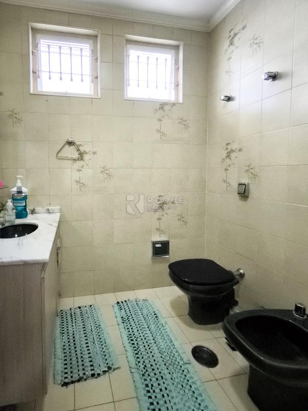 Casa Residencial à venda no bairro Jardim Montezuma: WC SUÍTE