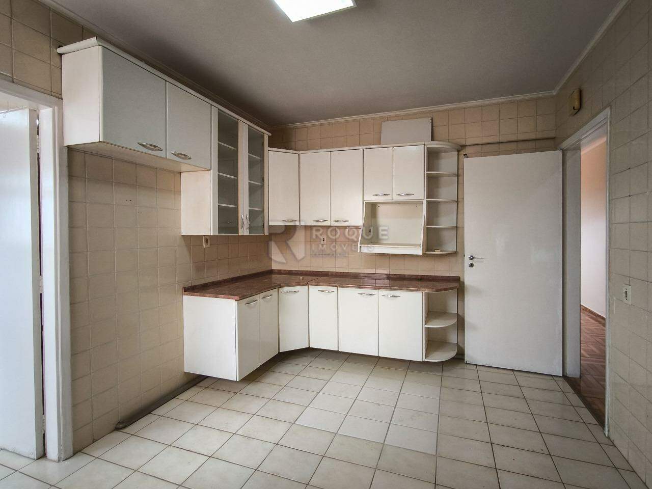 Apartamento à venda no bairro Cidade Jardim: COZINHA