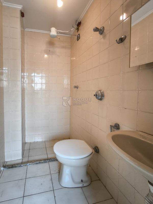 Apartamento à venda no bairro Cidade Jardim: BANHEIRO ÁREA DE SERVIÇO