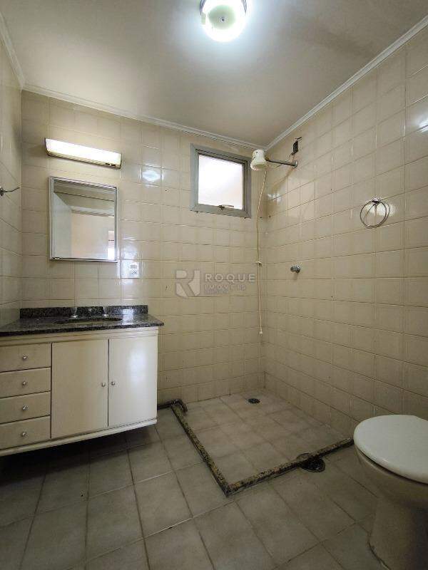 Apartamento à venda no bairro Cidade Jardim: BANHEIRO SOCIAL