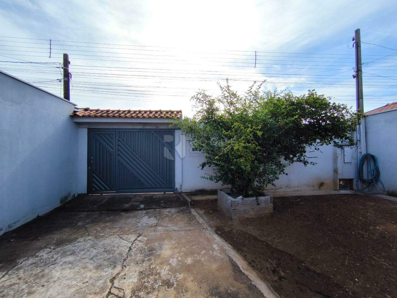 Casa Residencial à venda no bairro Parque Residencial Aeroporto: ENTRADA