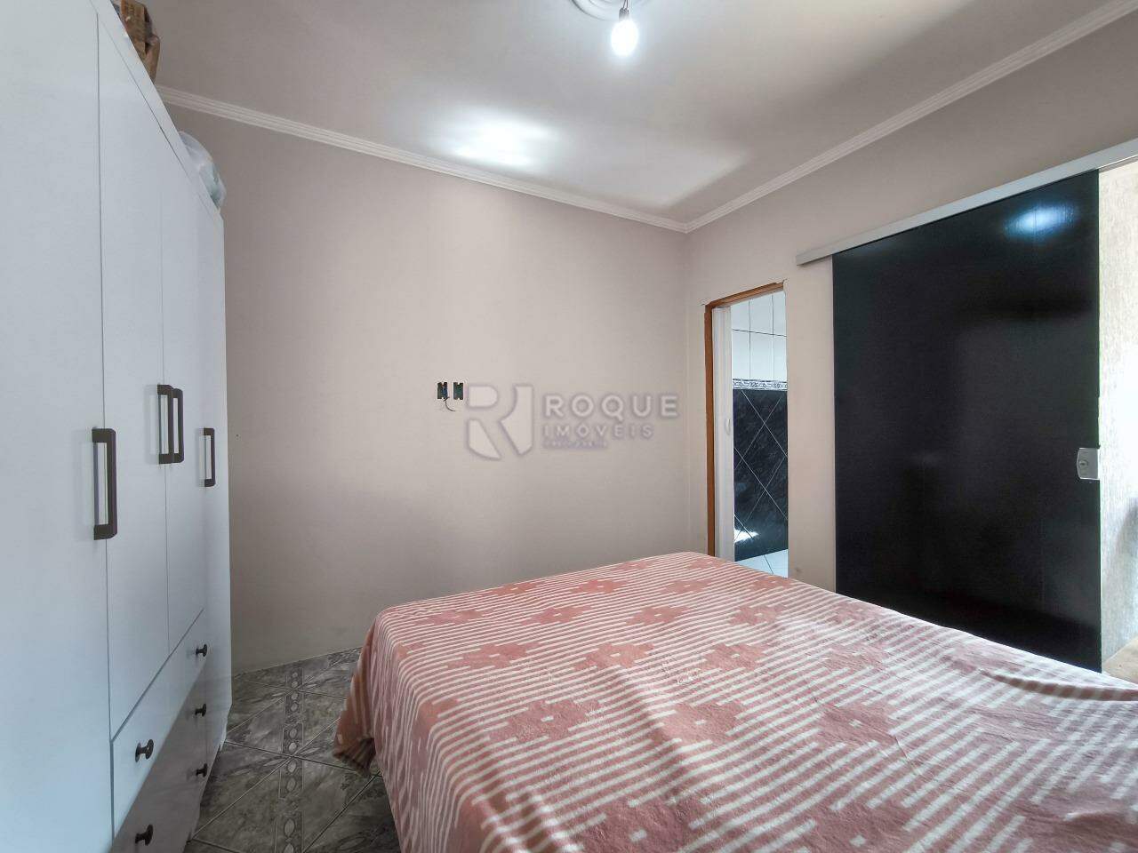 Casa Residencial à venda no bairro Parque Residencial Aeroporto: SUÍTE