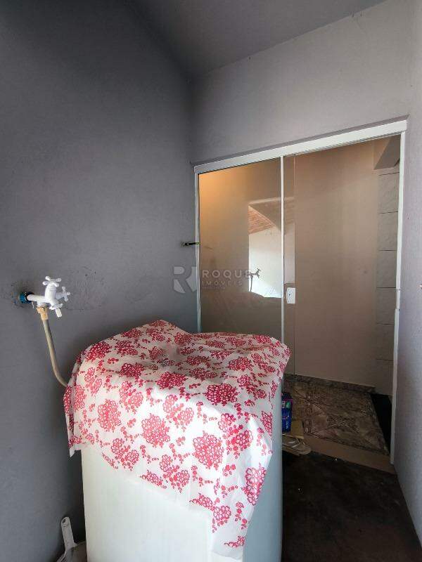 Casa Residencial à venda no bairro Parque Residencial Aeroporto: LAVANDERIA