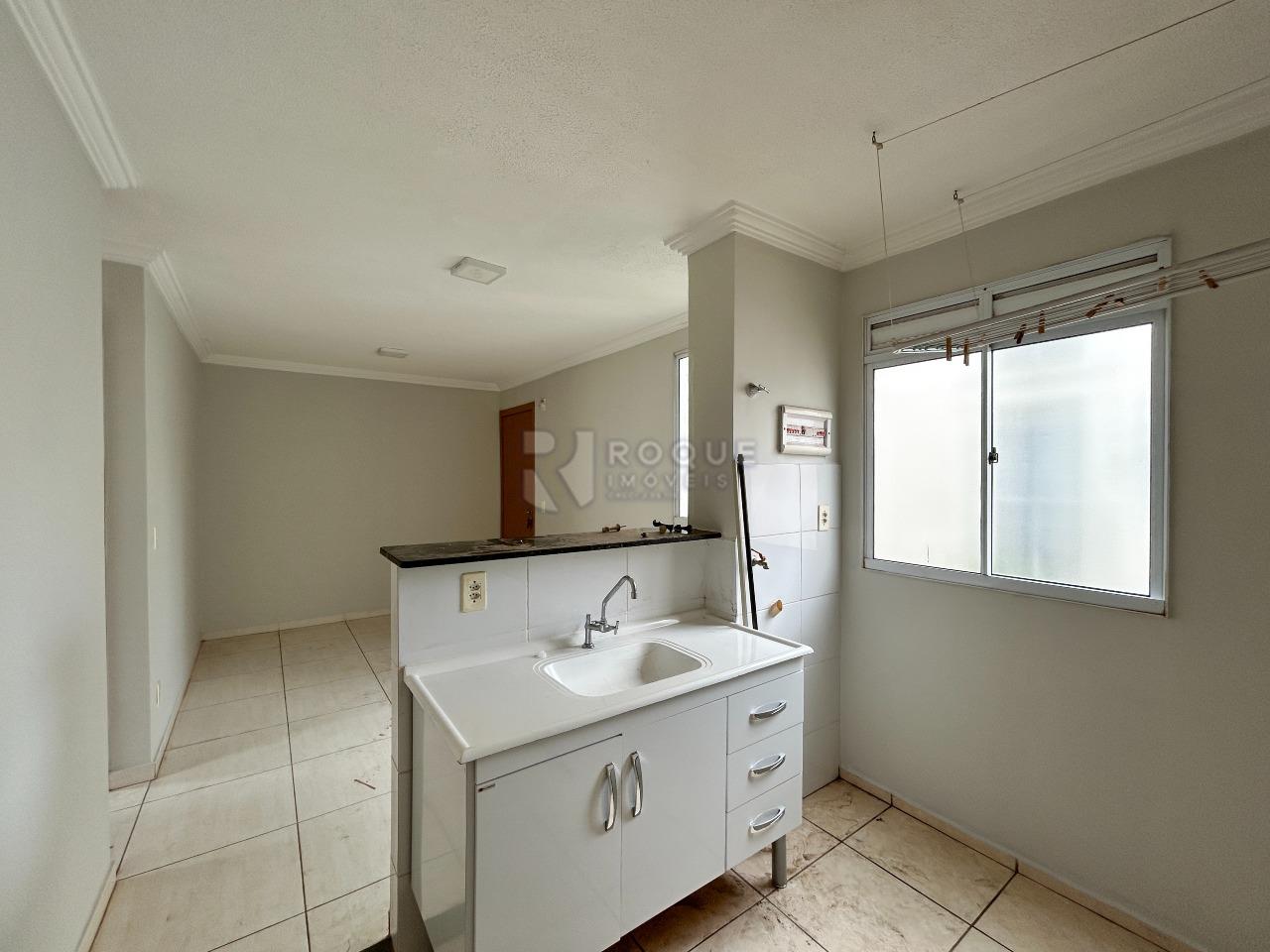 Apartamento para aluguel no bairro Residencial Costa Verde: Cozinha 