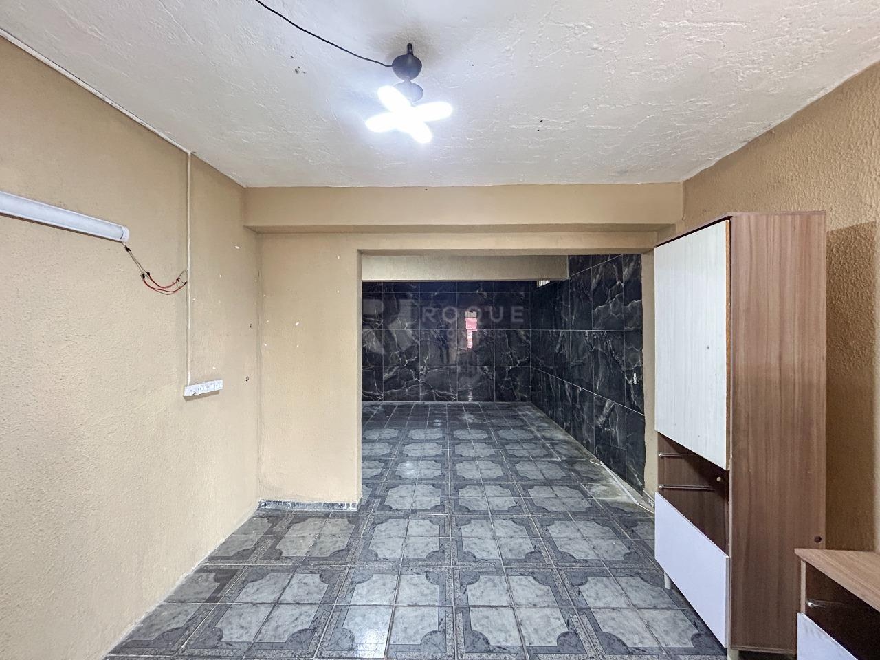 Salão para aluguel no bairro Conjunto Habitacional Victor DAndrea: Sala