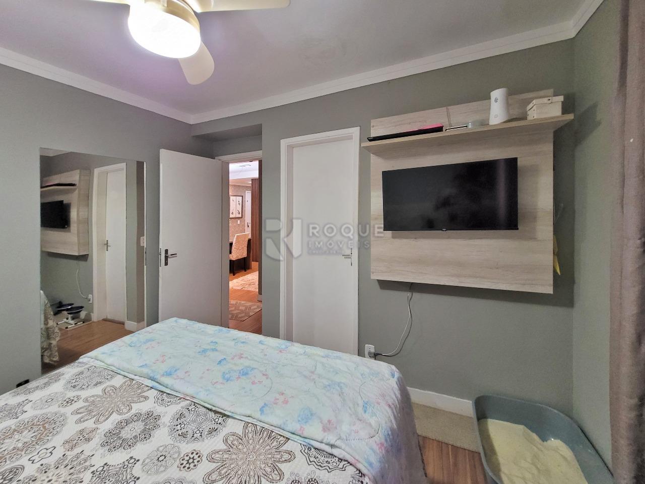 Apartamento à venda no bairro Vila Camargo: SUÍTE