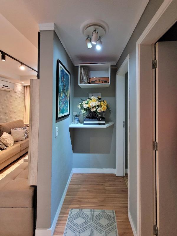 Apartamento à venda no bairro Vila Camargo: HALL