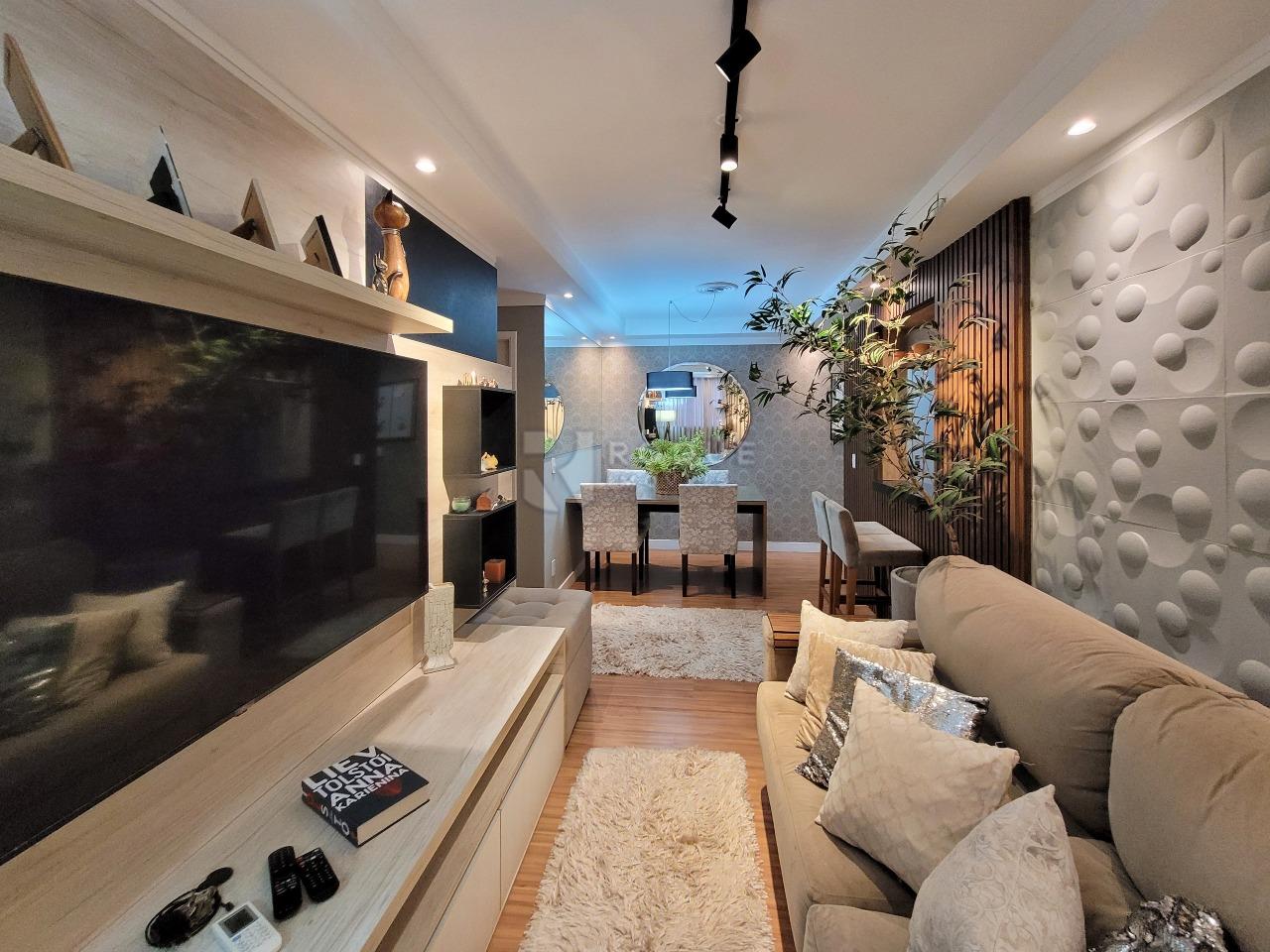 Apartamento à venda no bairro Vila Camargo: SALA