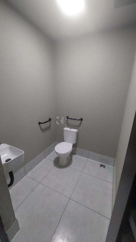 Barracão/Galpão à venda no bairro Centro: WC social 2