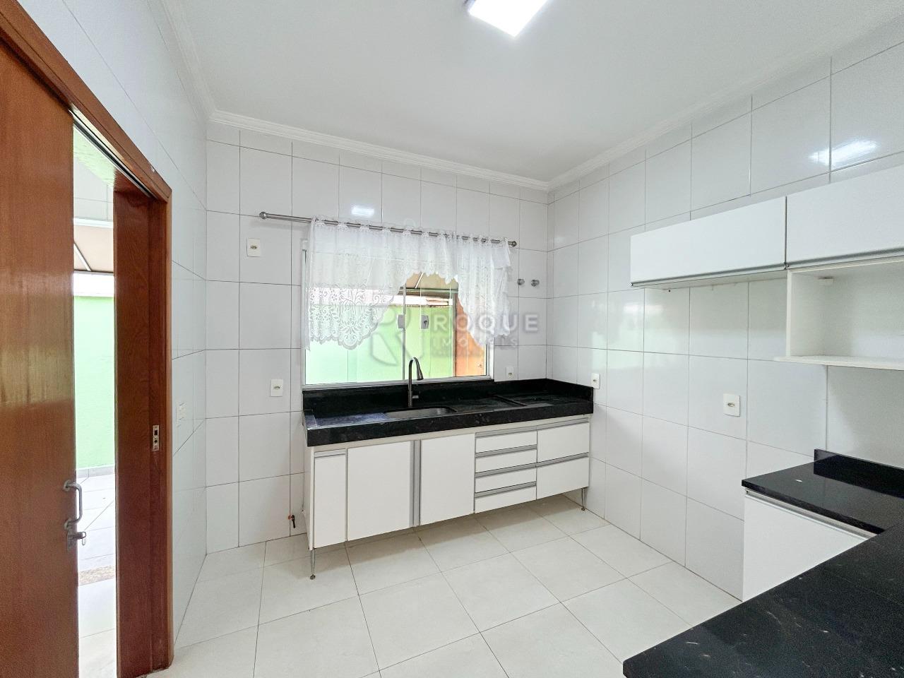 Casa em condomínio para aluguel no bairro JARDIM PORTO REAL I: Cozinha