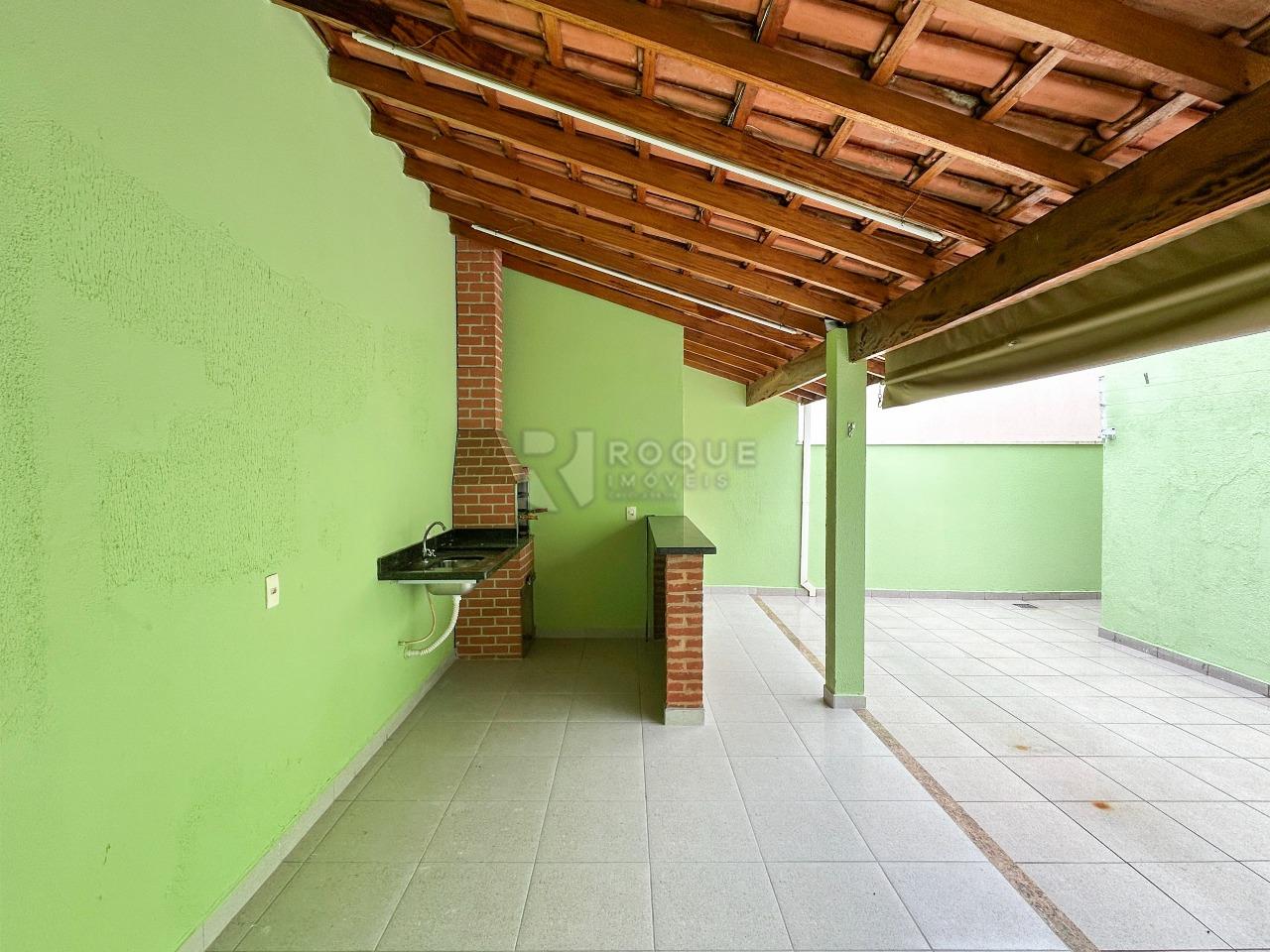 Casa em condomínio para aluguel no bairro JARDIM PORTO REAL I: Churrasqueira / fundo 