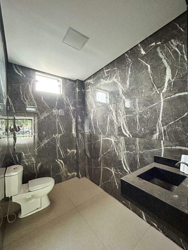 Barracão/Galpão para aluguel no bairro Jardim São Lourenço: WC social 2