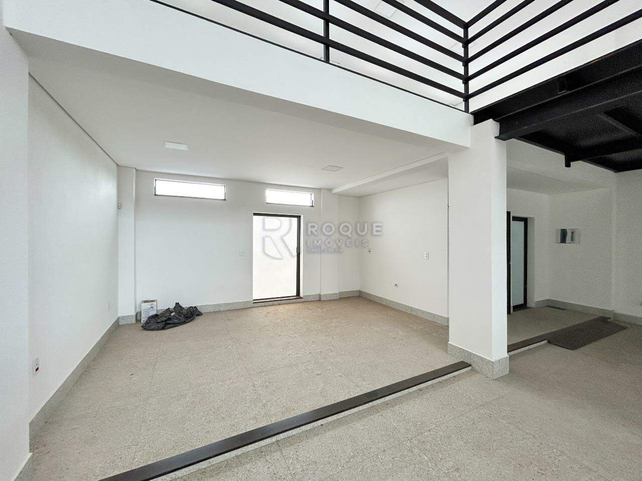 Barracão/Galpão para aluguel no bairro Jardim São Lourenço: Salão