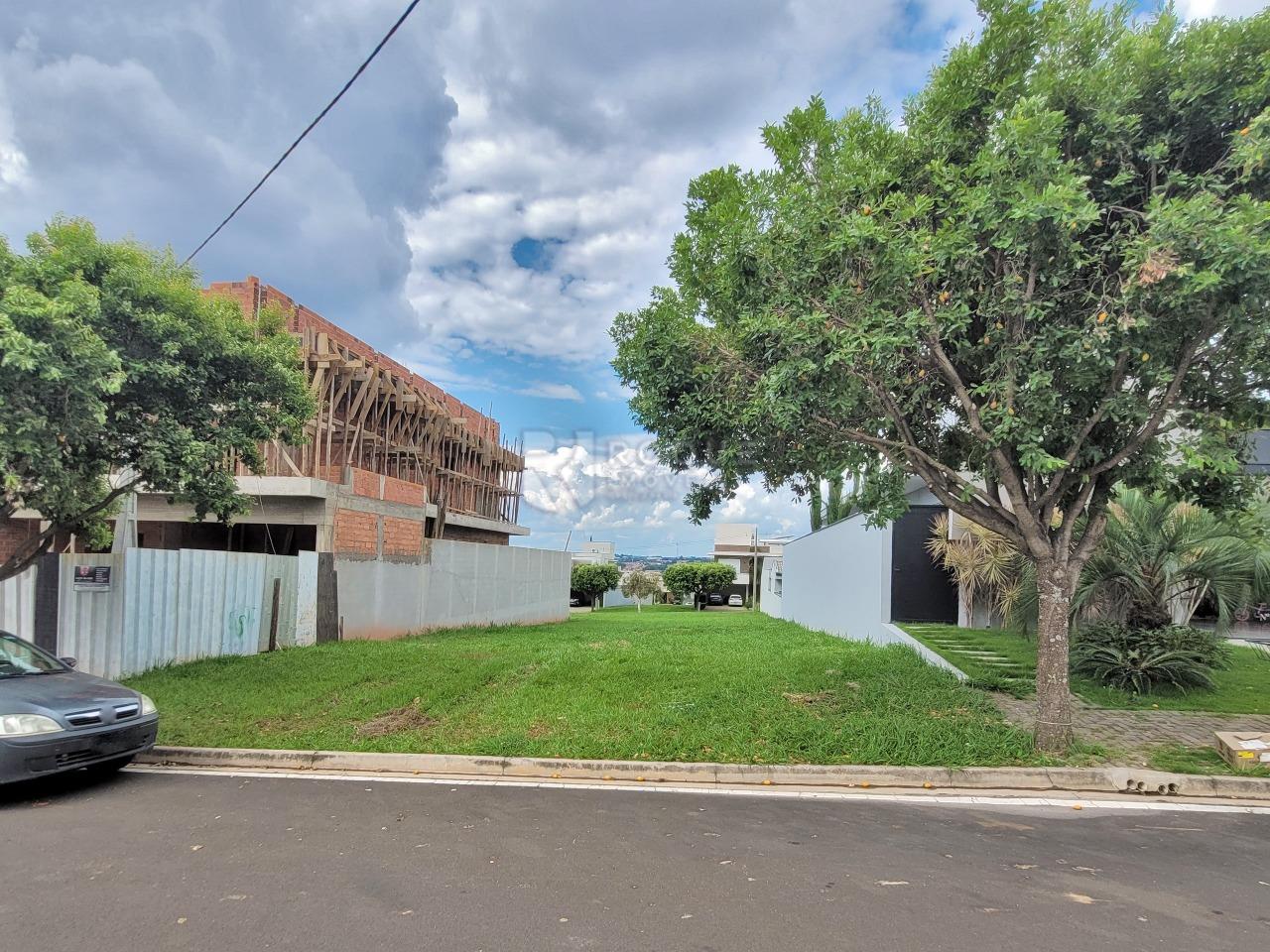 Terreno em condomínio à venda no bairro Village Limeira: TERRENO