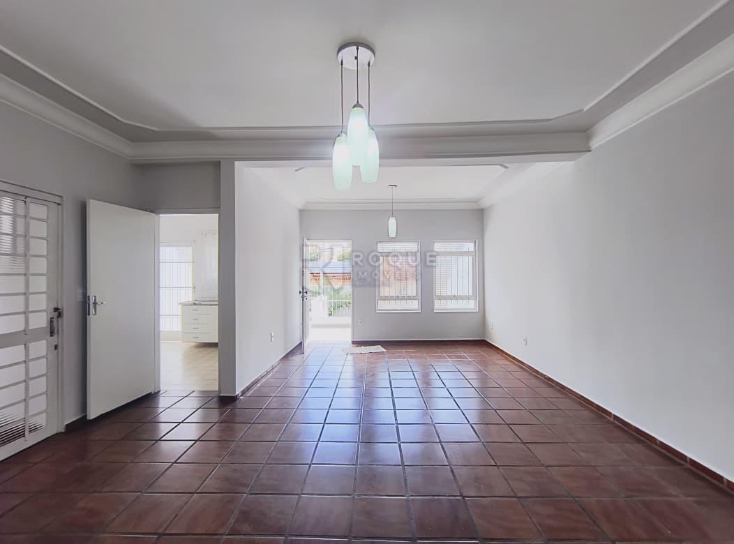 Casa Residencial à venda no bairro Centro: Sala