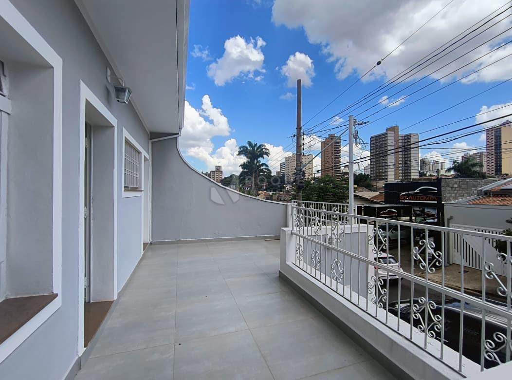 Casa Residencial à venda no bairro Centro: Frente