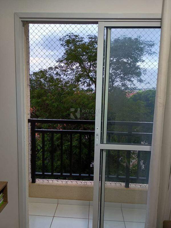 Apartamento à venda no bairro Jardim Orestes Veroni: VARANDA