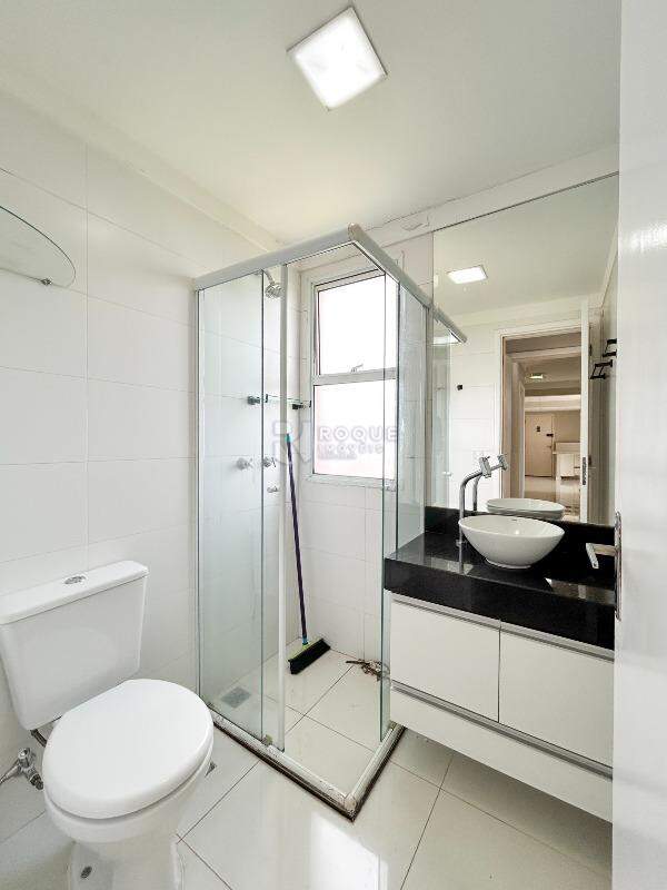 Apartamento para aluguel no bairro Jardim Esmeralda: WC social 