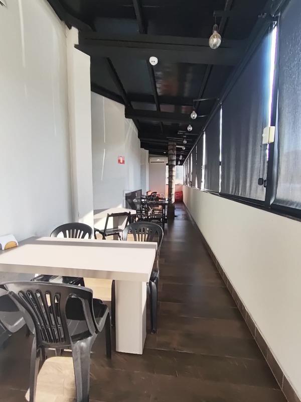 Salas/Conjuntos para aluguel no bairro Jardim Florença: AREA DE DESCANSO