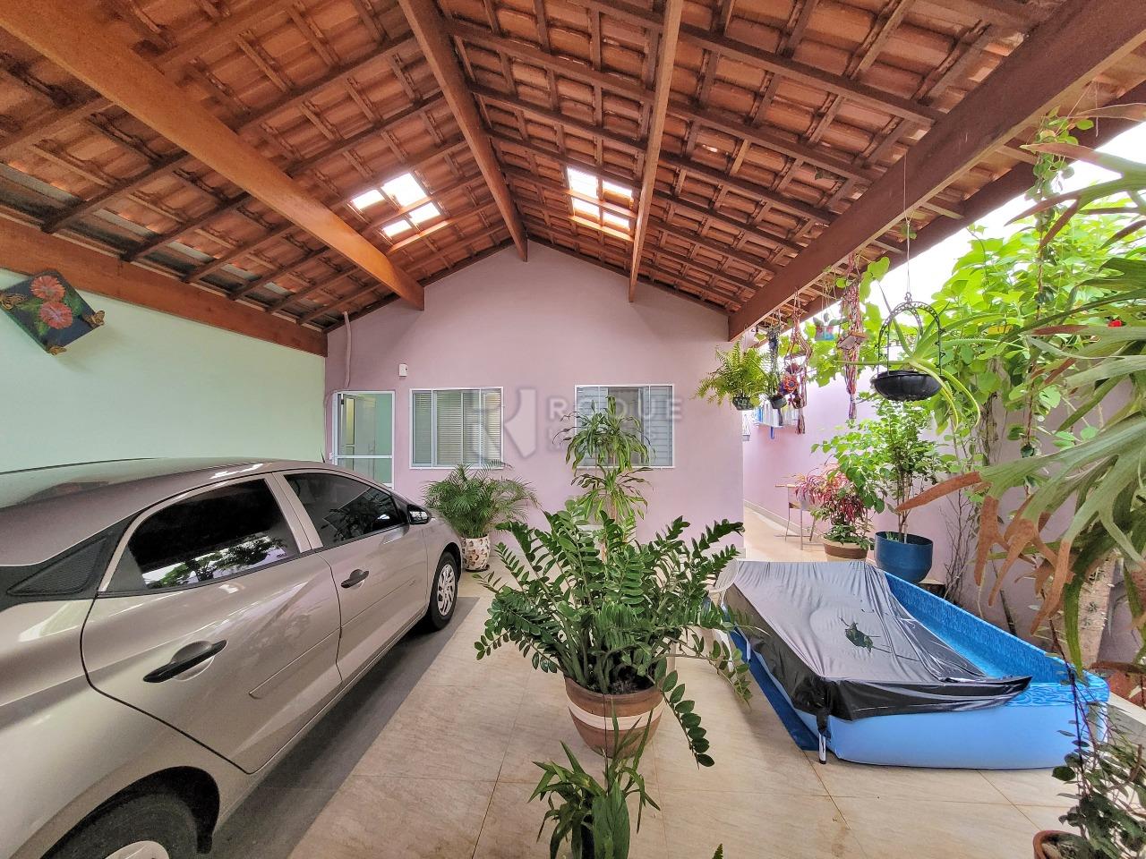 Casa em condomínio à venda no bairro Lagoa Nova: GARAGEM