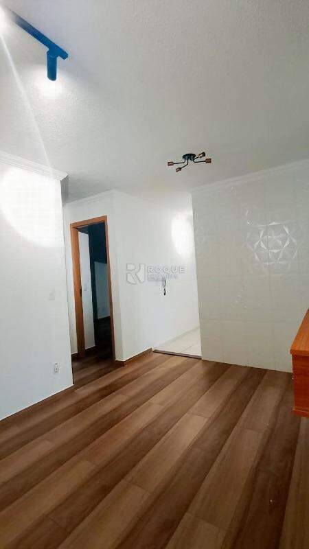 Apartamento à venda no bairro Conjunto Habitacional Narciso Gomes: SALA