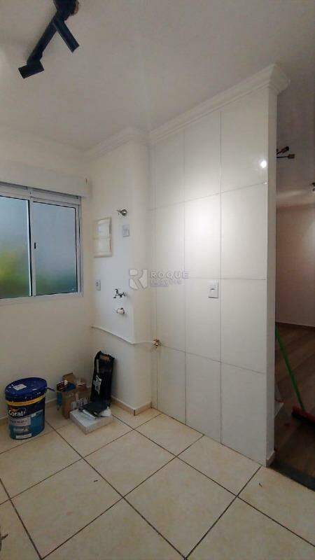 Apartamento à venda no bairro Conjunto Habitacional Narciso Gomes: COZINHA/LAVANDERIA