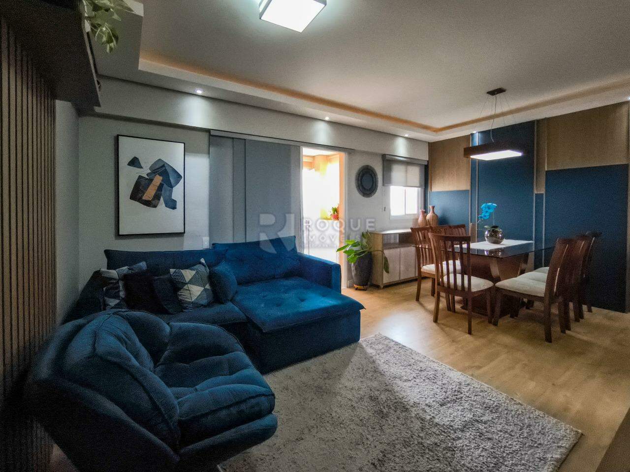 Apartamento à venda no bairro Jardim Residencial Francisco Cruãnes: SALA DE ESTAR
