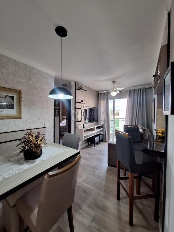 Apartamento à venda no bairro Vila Camargo: 