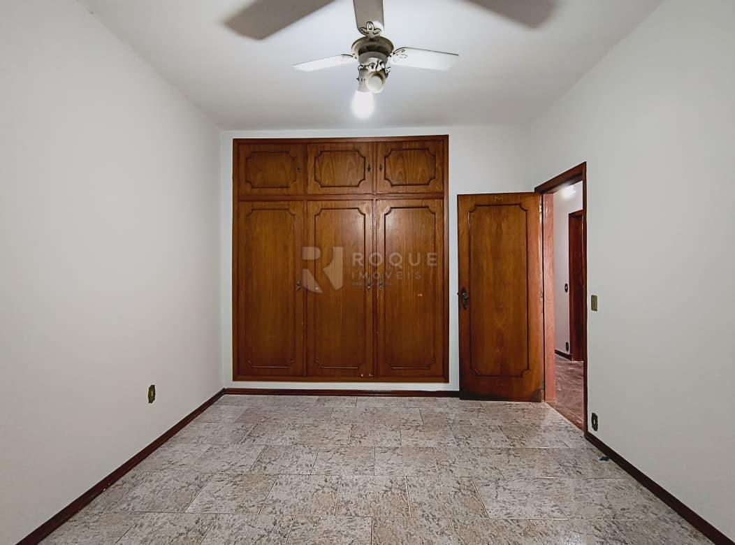 Casa Residencial para aluguel no bairro Cidade Jardim: Dormitório 01