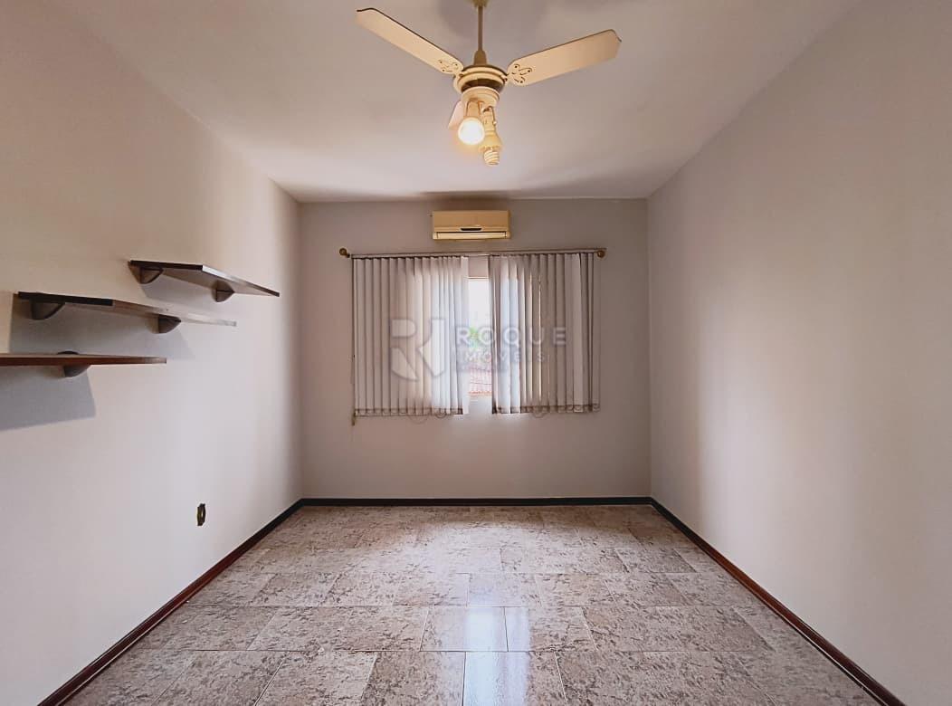 Casa Residencial para aluguel no bairro Cidade Jardim: Dormitório 02