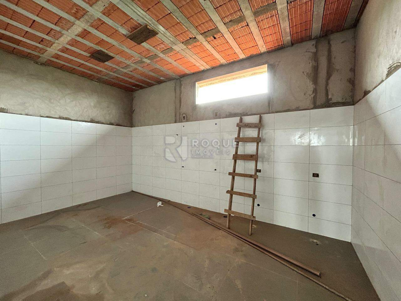 Barracão/Galpão para aluguel no bairro Condomínio Industrial Duas Barras: Vestiário 1 fundo