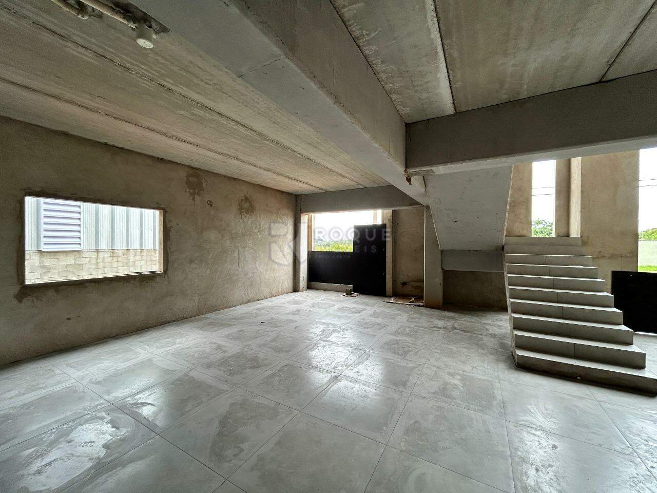 Barracão/Galpão para aluguel no bairro Condomínio Industrial Duas Barras: Sala frente